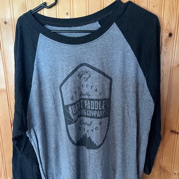 Men’s 3/4 sleeve shirt. Bent Paddle Brewing company. - Picture 1 of 1